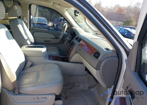 2007 Chevrolet Avalanche 1500 Ltz из США, поврежденный, VIN 3GNFK12397G152745